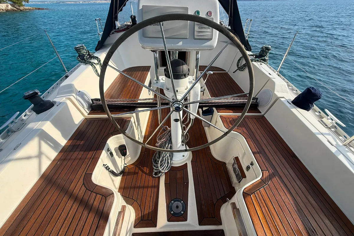 Hanse 371 2