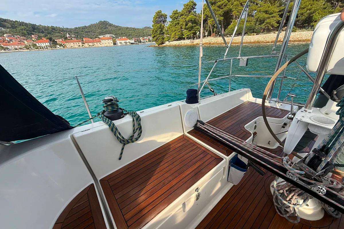 Hanse 371 16
