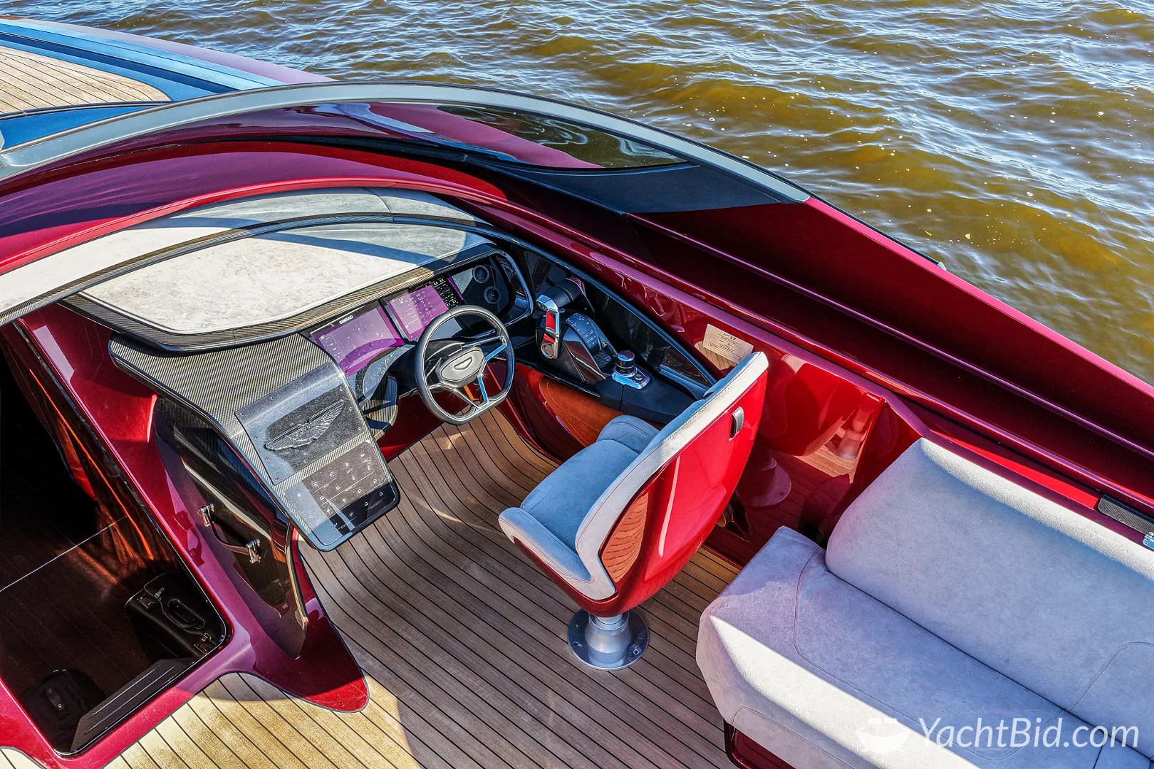 Aston Martin AM37 motorjacht – foto 11 – kavel bij YachtBid, Loosdrecht