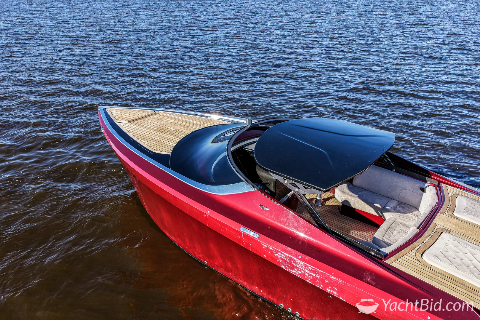 Aston Martin AM37 motorjacht – foto 16 – kavel bij YachtBid, Loosdrecht