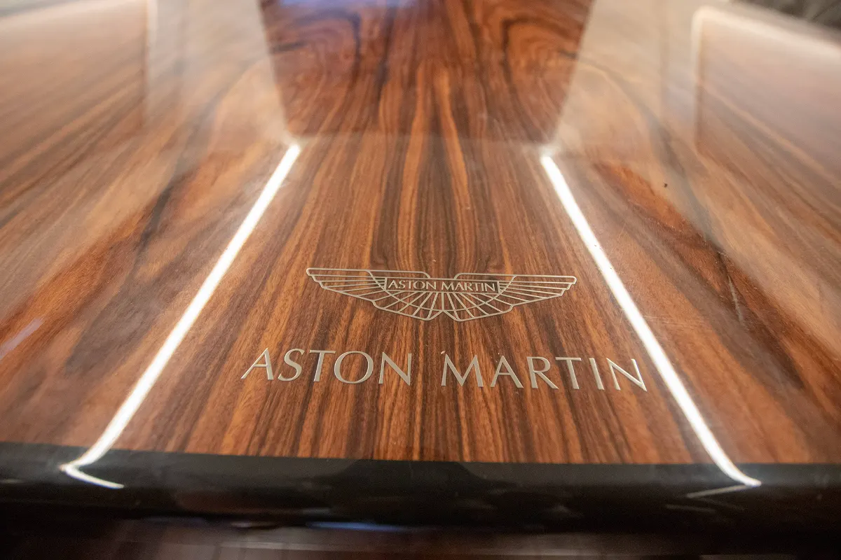 Aston Martin AM37 73