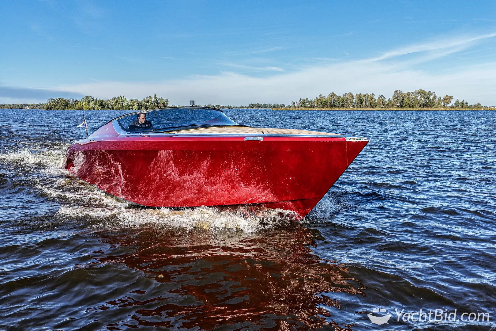 Aston Martin AM37 motorjacht – foto 19 – kavel bij YachtBid, Loosdrecht