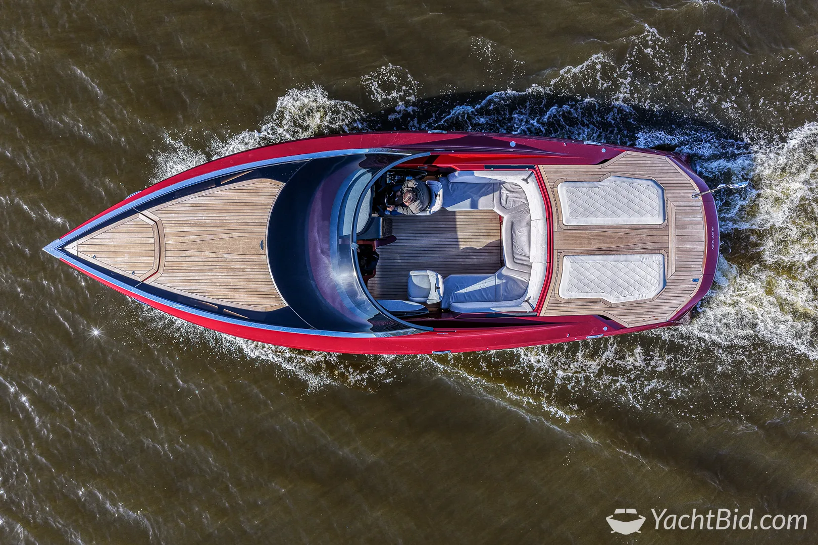 Aston Martin AM37 motorjacht – foto 18 – kavel bij YachtBid, Loosdrecht