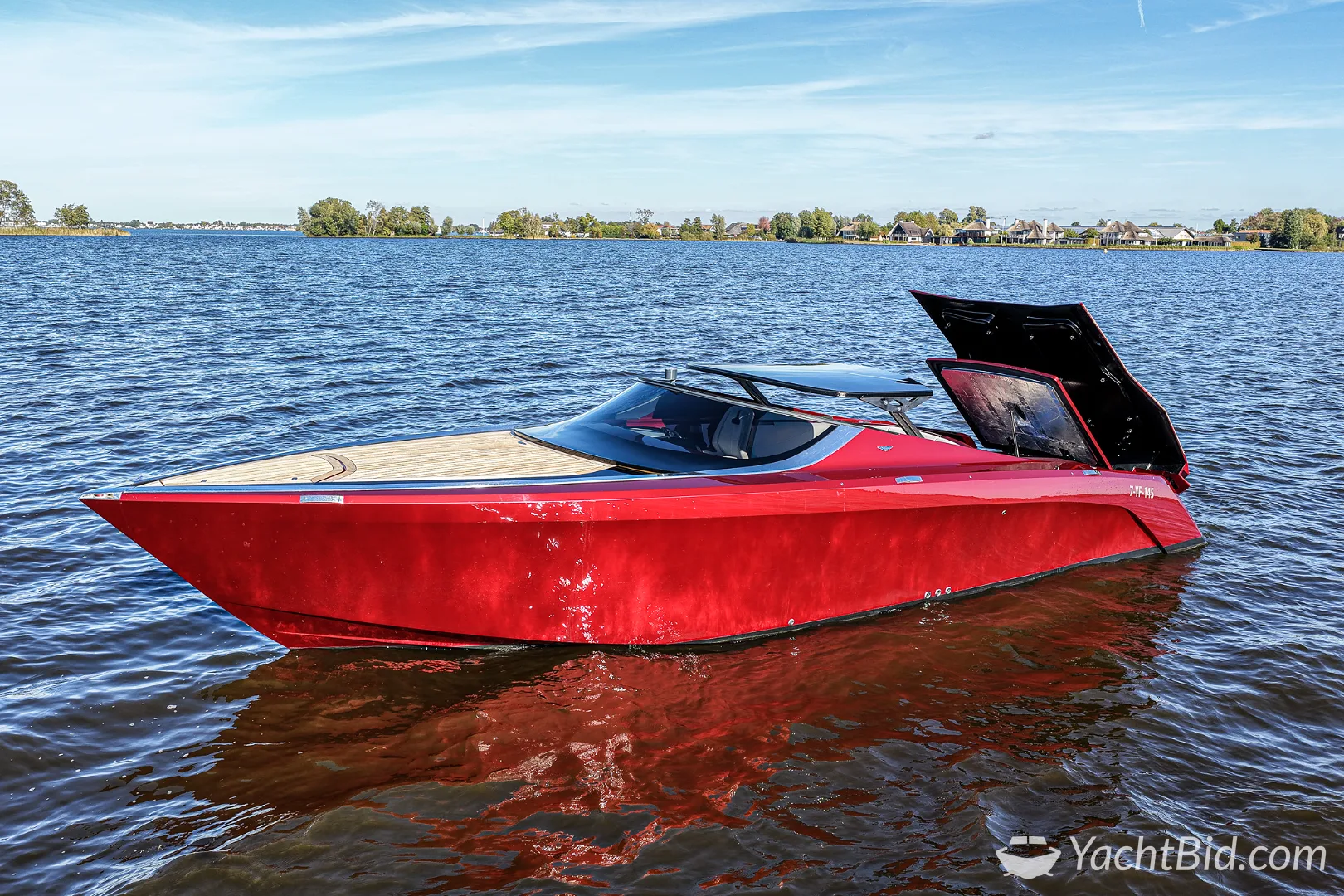 Aston Martin AM37 motorjacht – foto 15 – kavel bij YachtBid, Loosdrecht