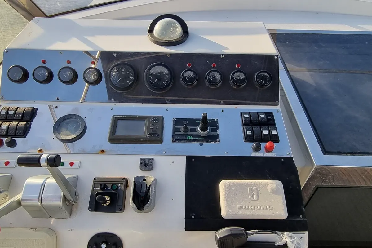 Falcon 71 25