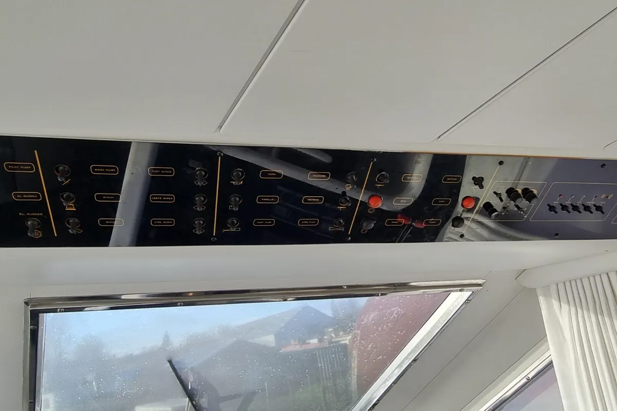 Falcon 71 53