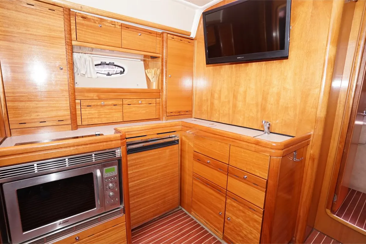 Bavaria 42 HT 27
