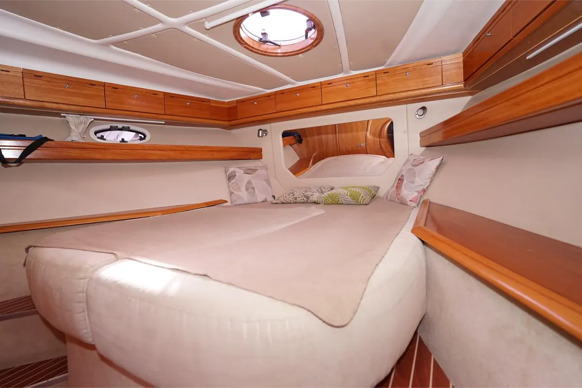 Bavaria 42 HT 32