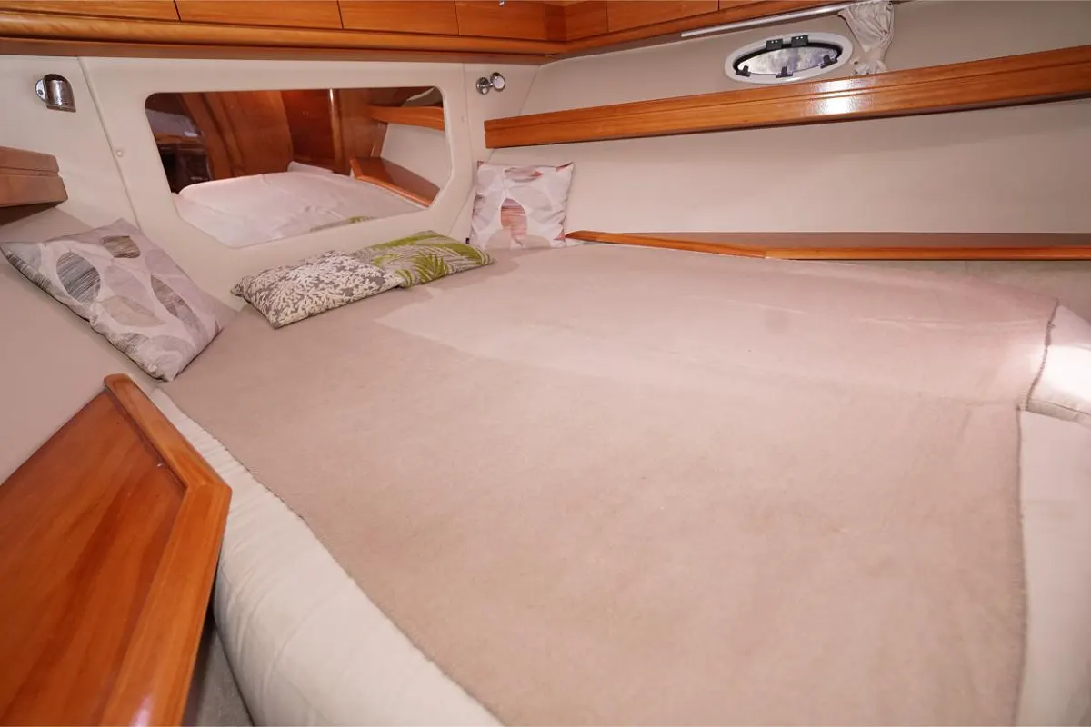 Bavaria 42 HT 33