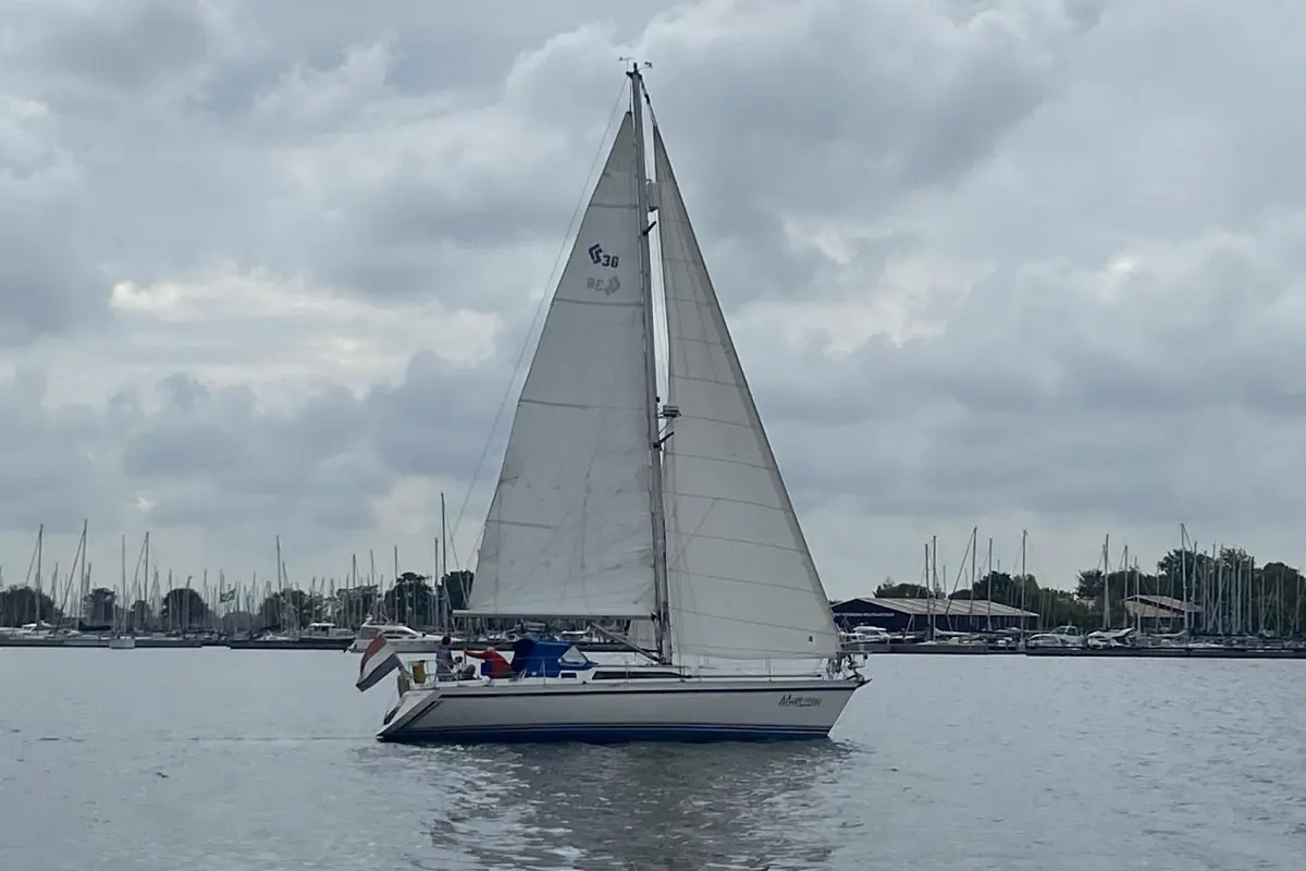 CS Yachts 36 Merlin 3