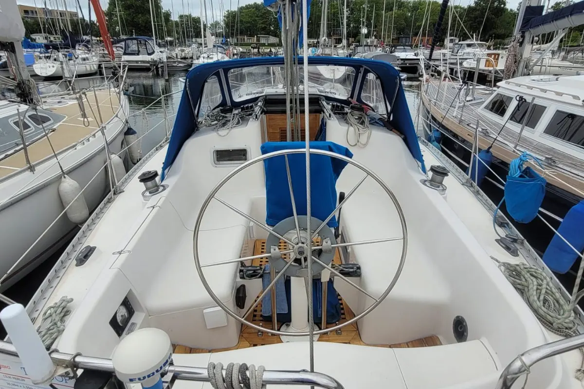 CS Yachts 36 Merlin 15