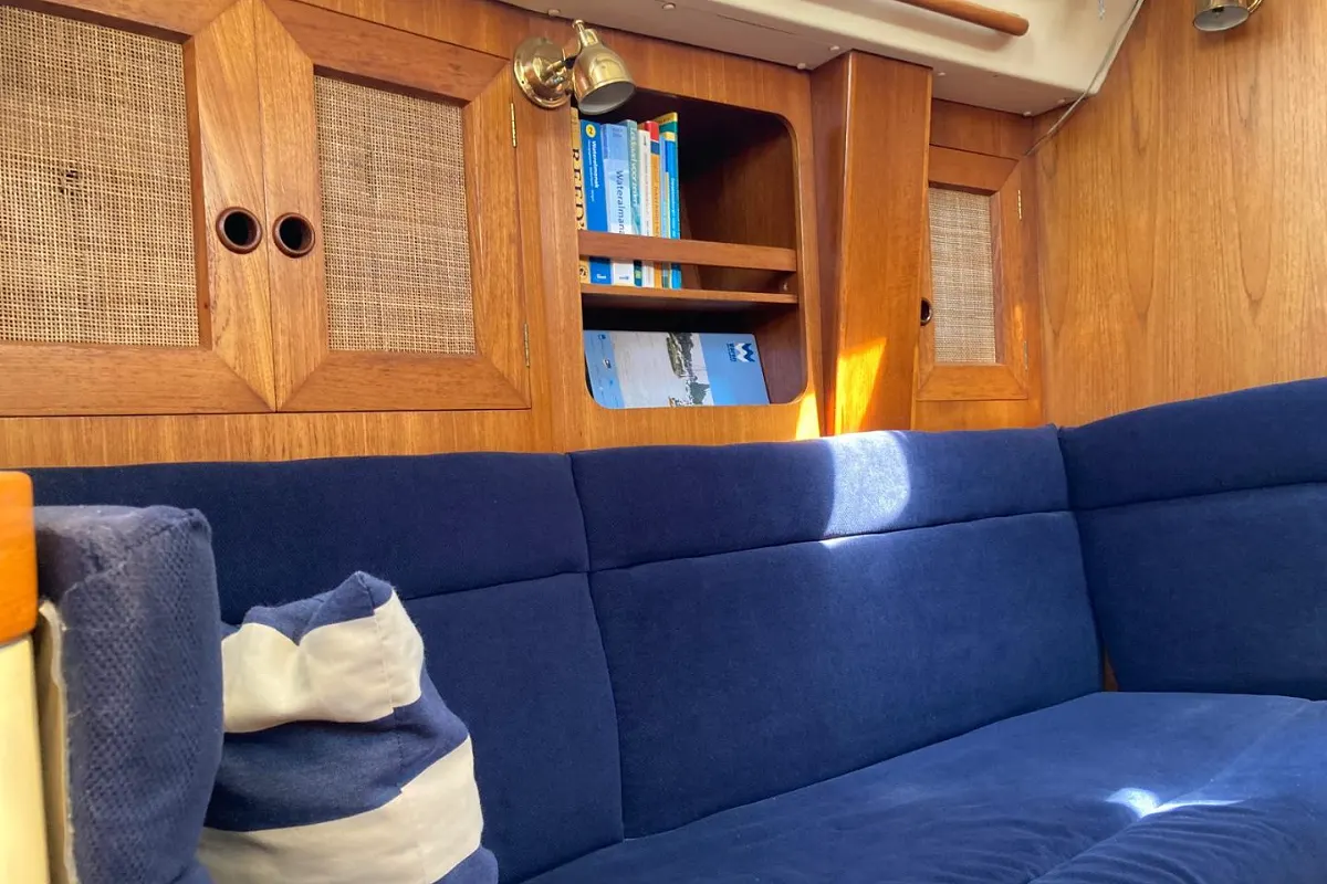 CS Yachts 36 Merlin 28