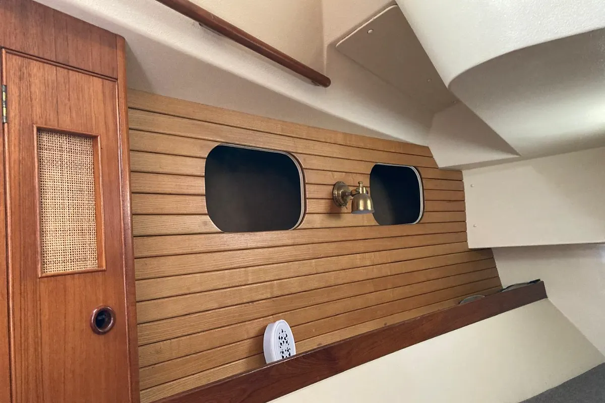 CS Yachts 36 Merlin 31