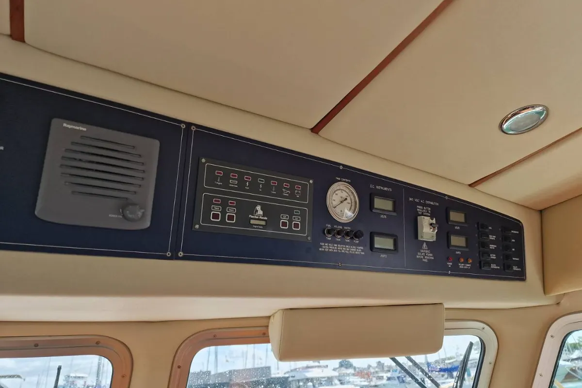Hardy Commodore 42 41