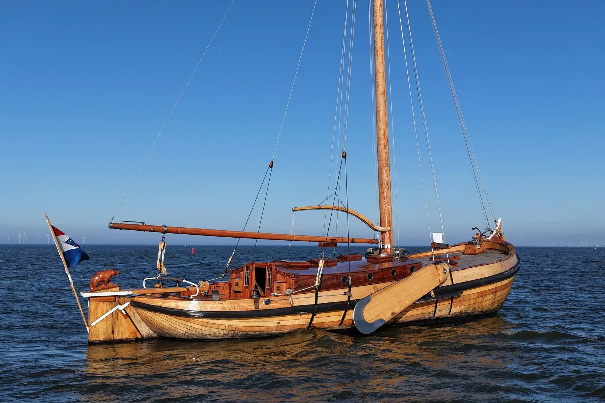 Dutch Botter Yacht 16
