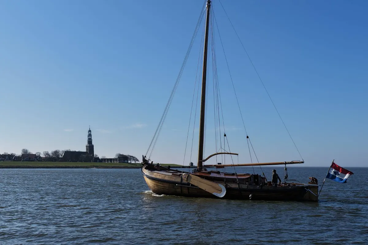 Dutch Botter Yacht 22