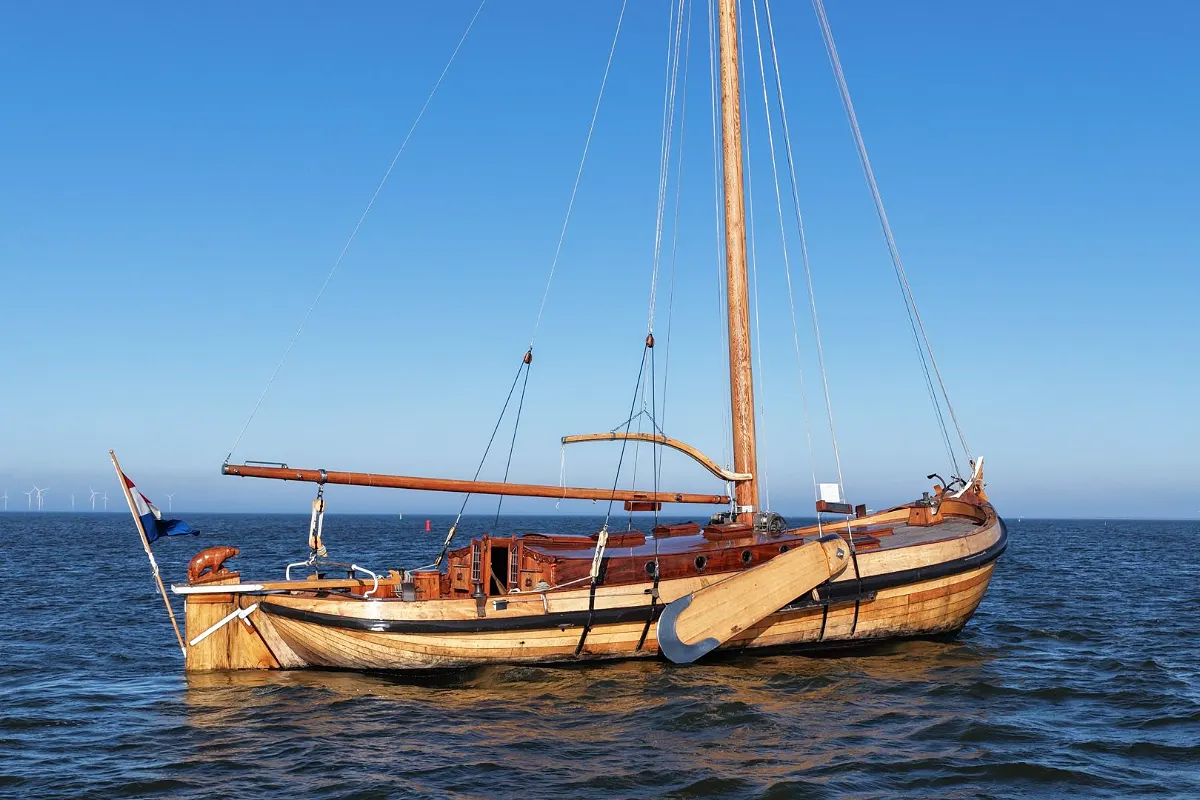 Dutch Botter Yacht 28