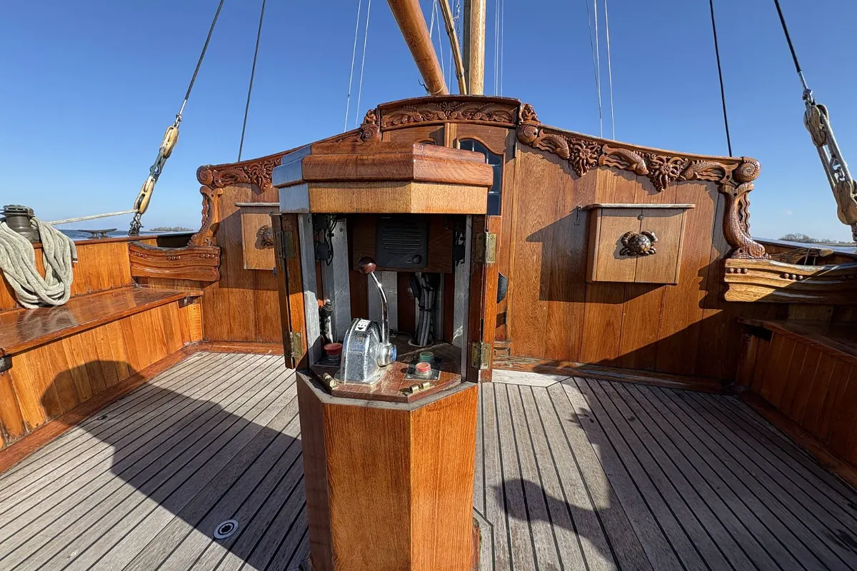 Dutch Botter Yacht 32
