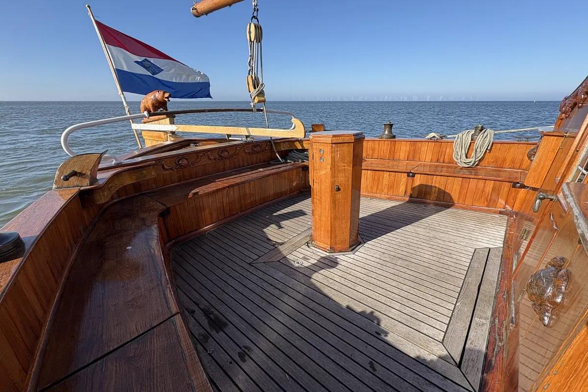 Dutch Botter Yacht 38