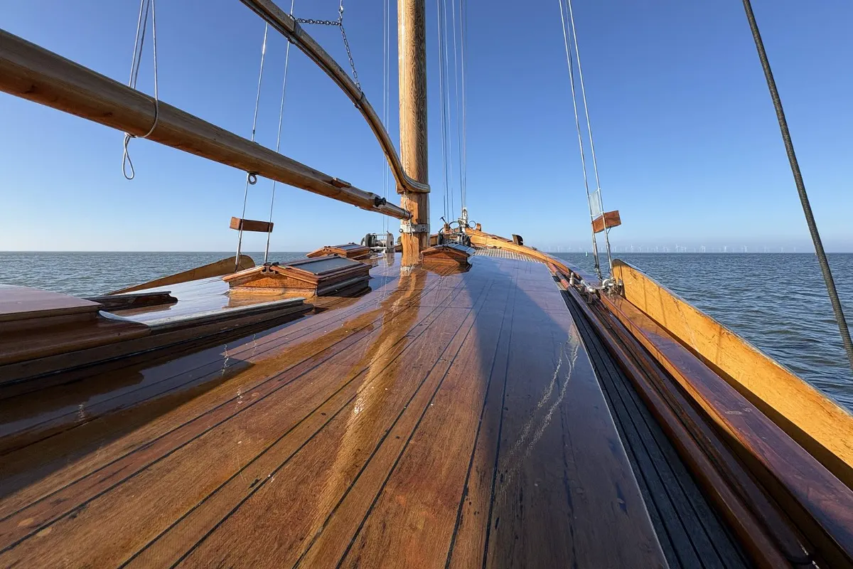 Dutch Botter Yacht 47