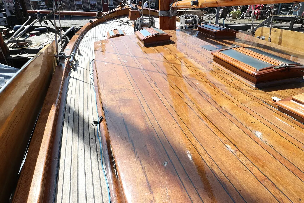 Dutch Botter Yacht 64