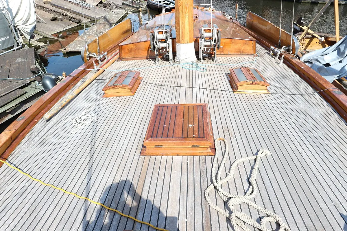 Dutch Botter Yacht 69