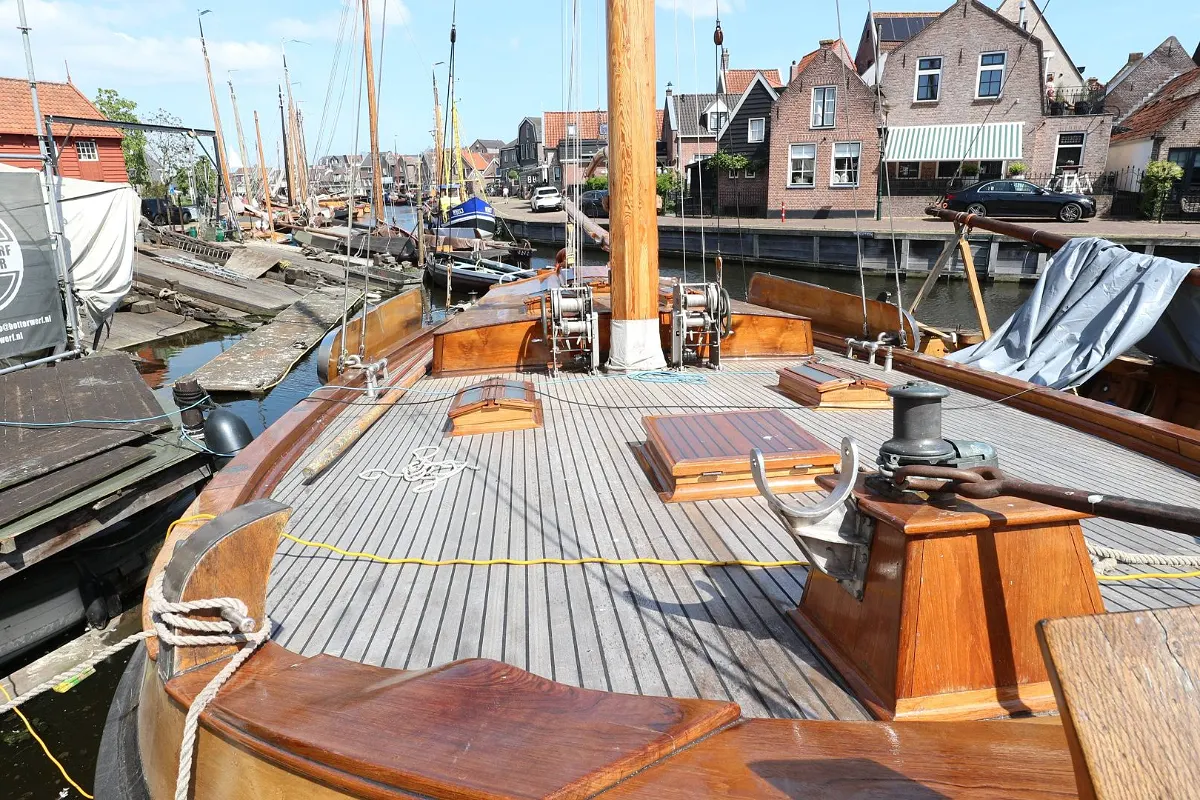 Dutch Botter Yacht 75