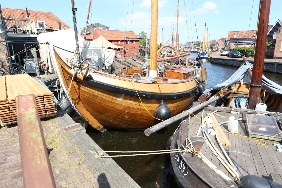 Dutch Botter Yacht 84