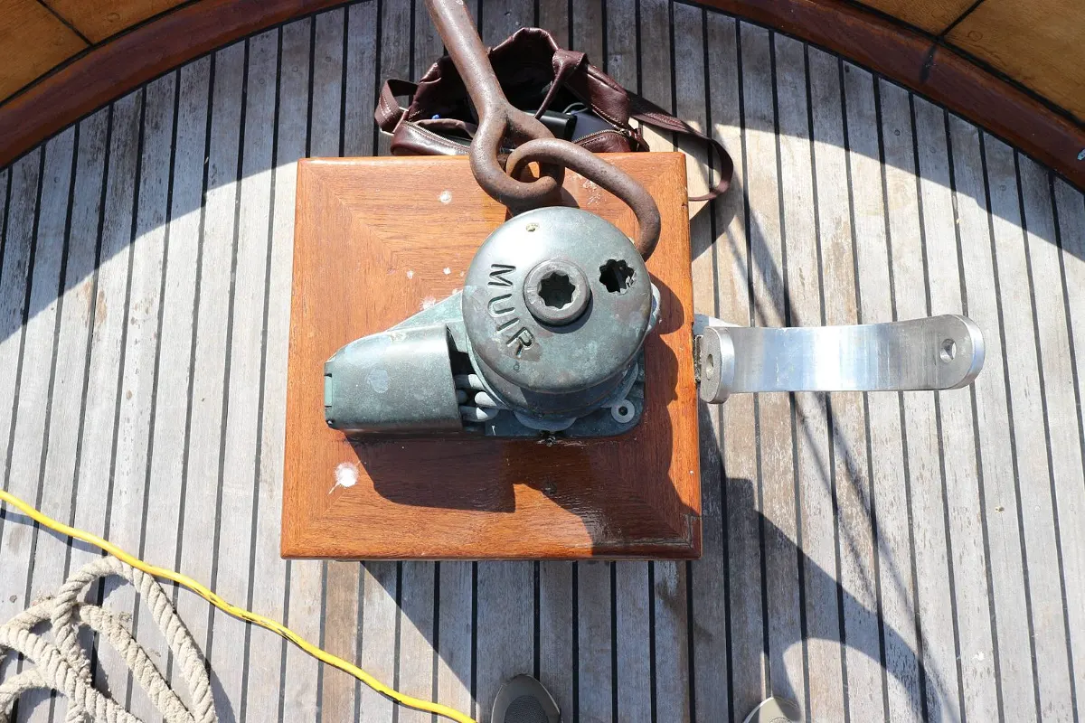 Dutch Botter Yacht 91