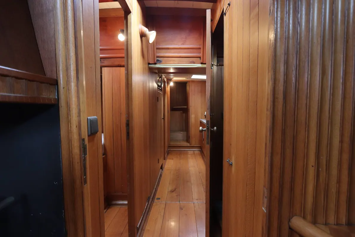 Dutch Botter Yacht 100