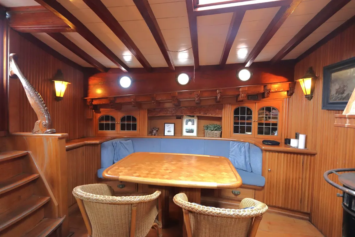 Dutch Botter Yacht 120