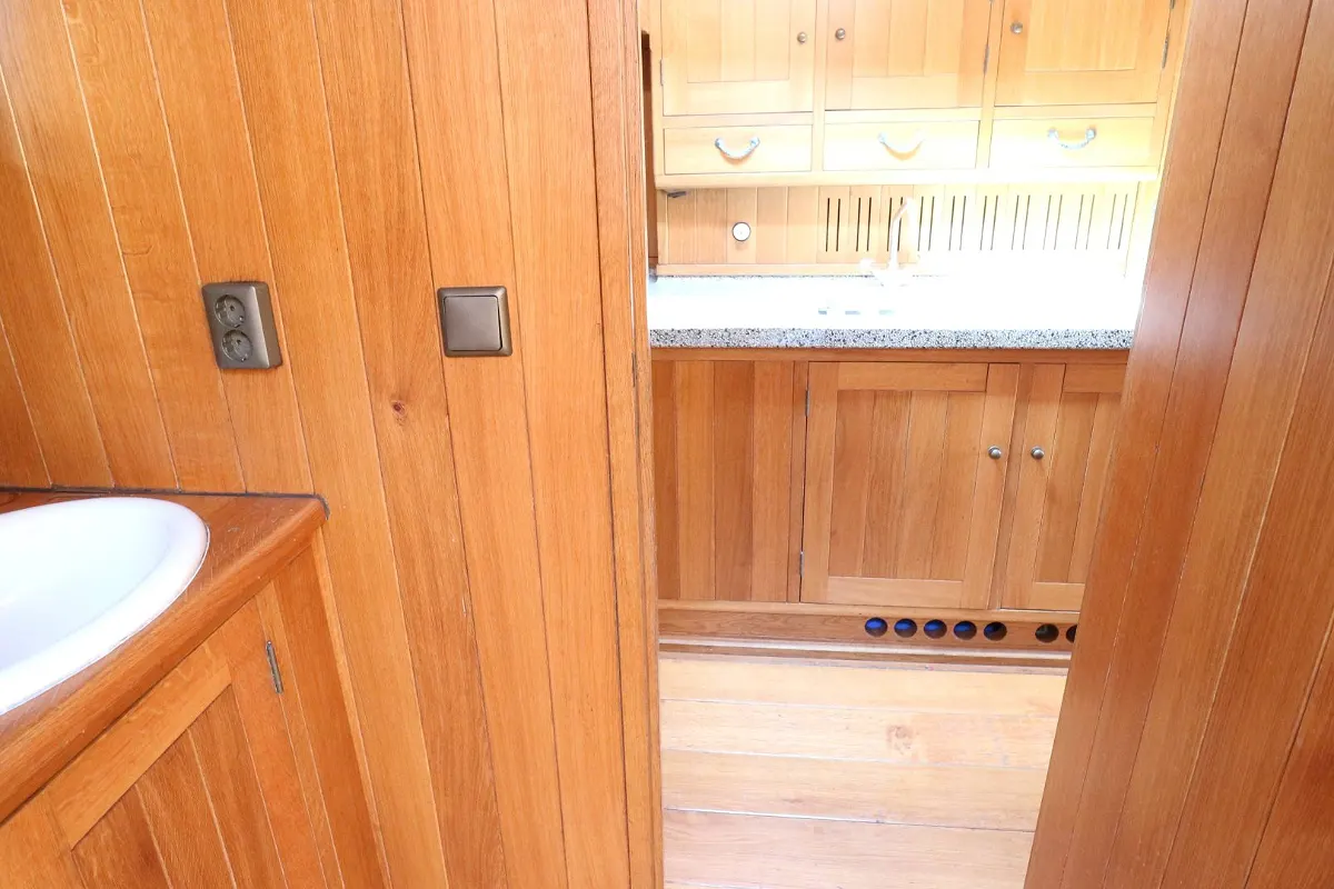 Dutch Botter Yacht 147