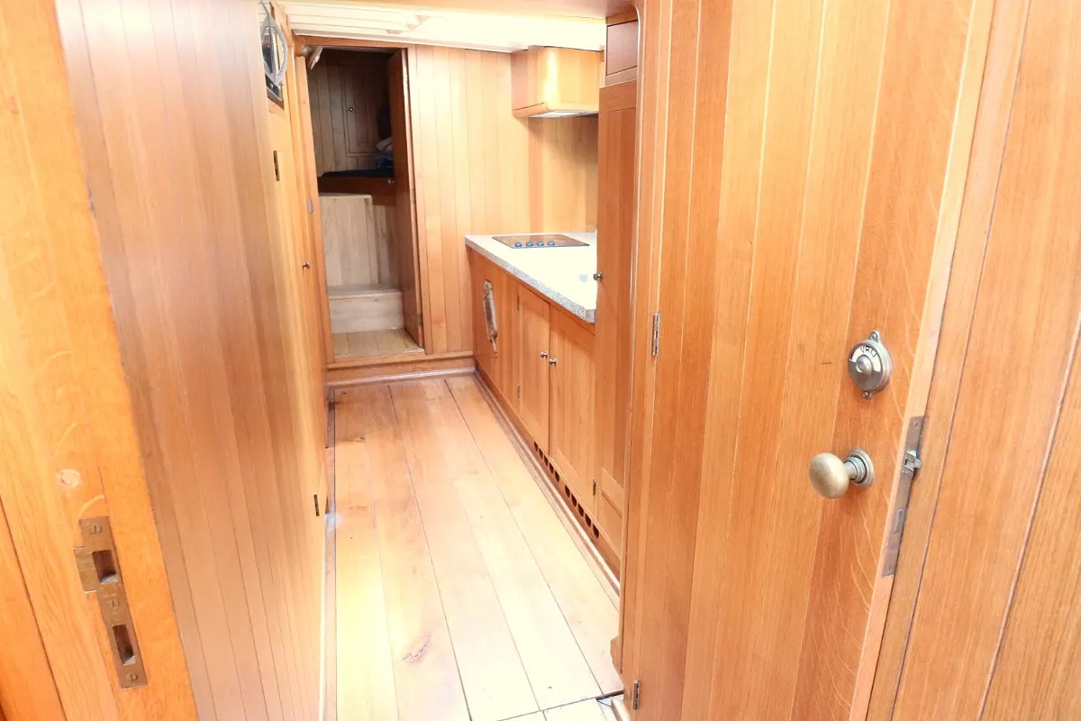 Dutch Botter Yacht 156