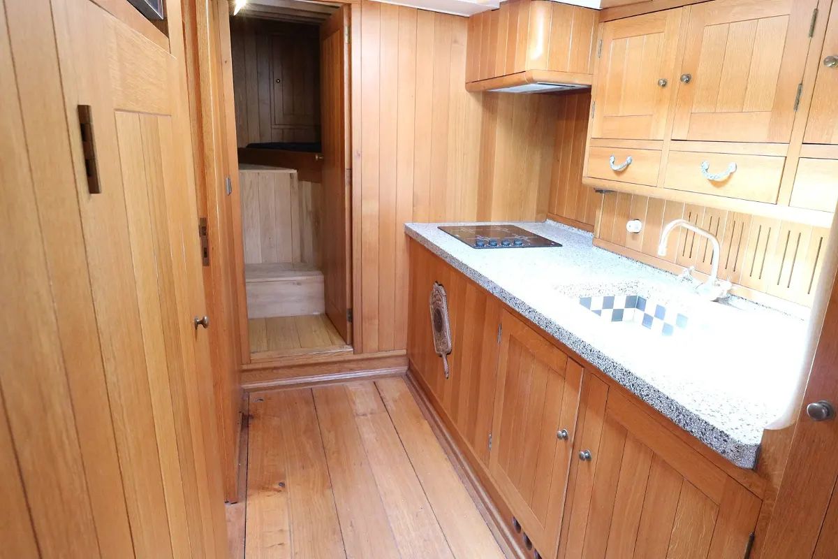 Dutch Botter Yacht 157