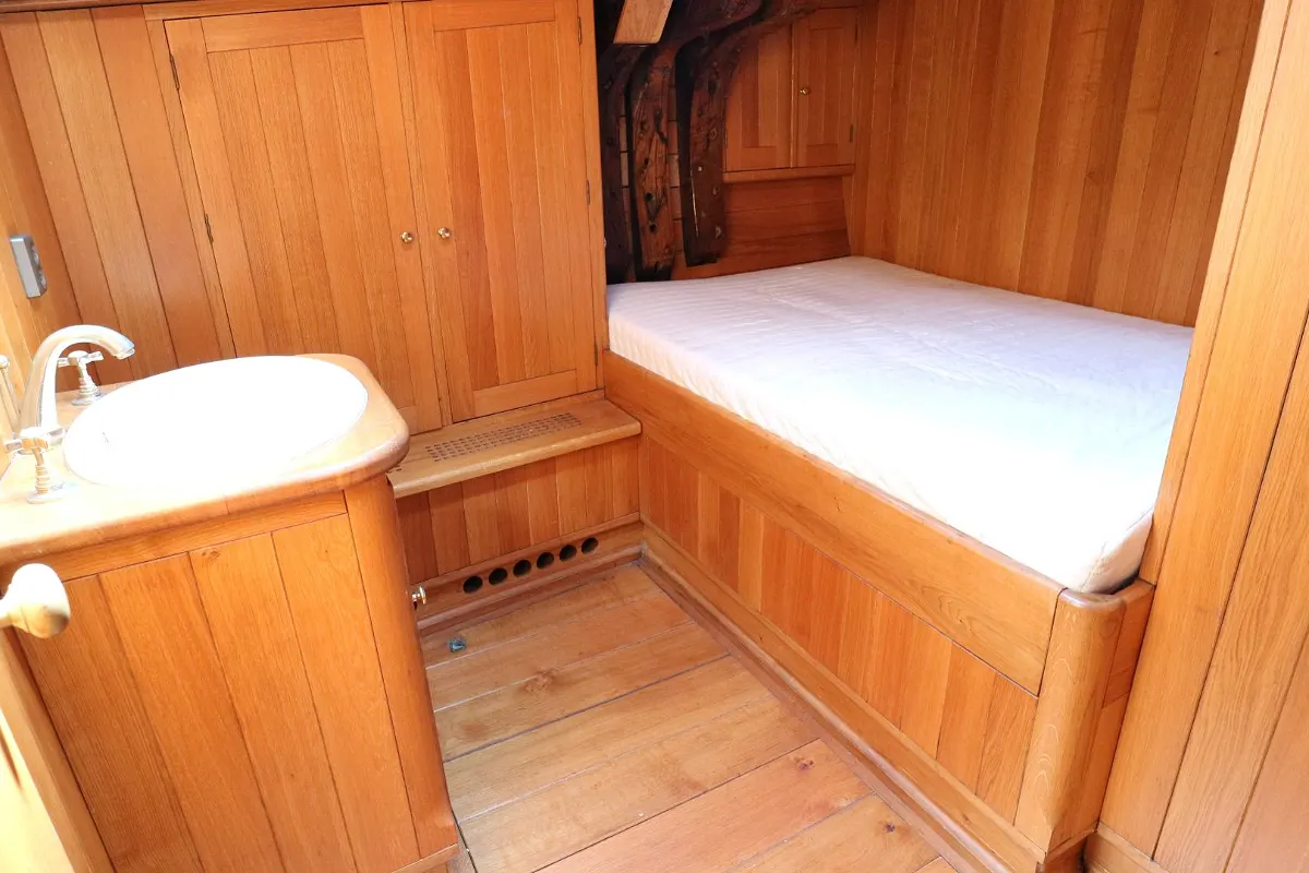 Dutch Botter Yacht 166