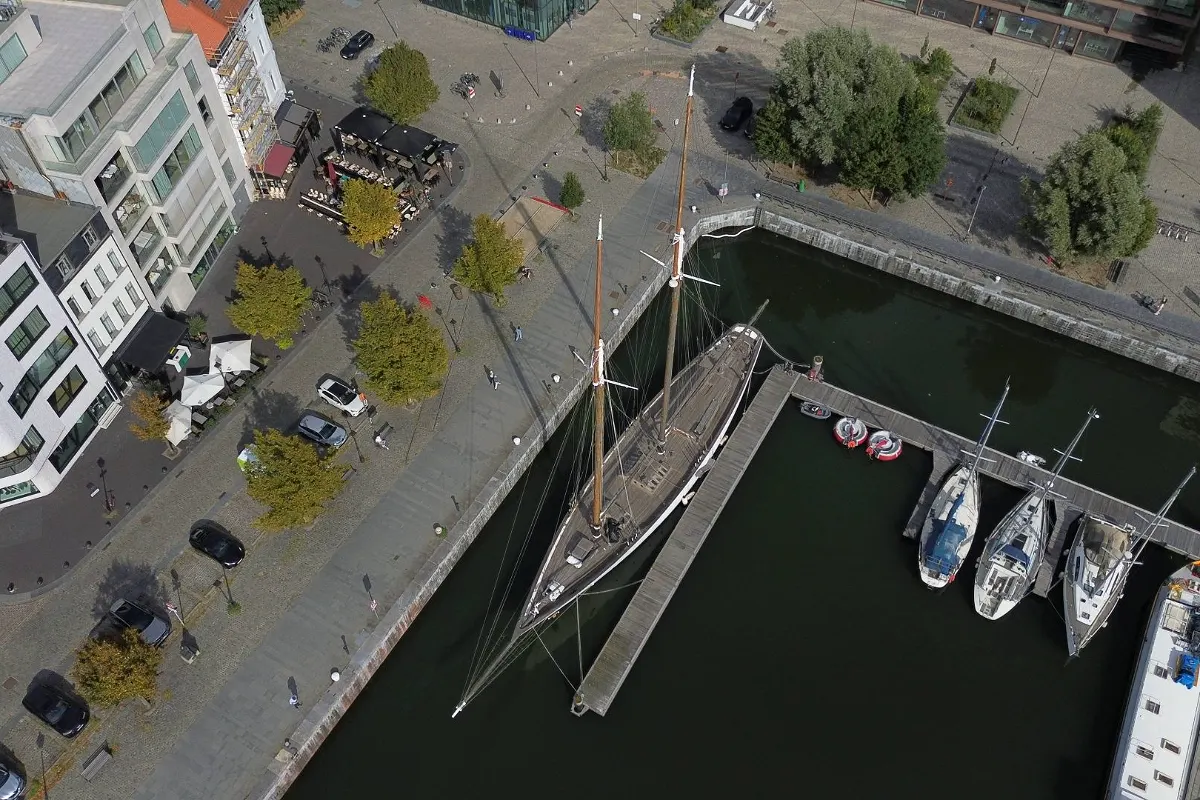 Olivier Van Meer 143 ''ZACA A TE MOANA'' 27