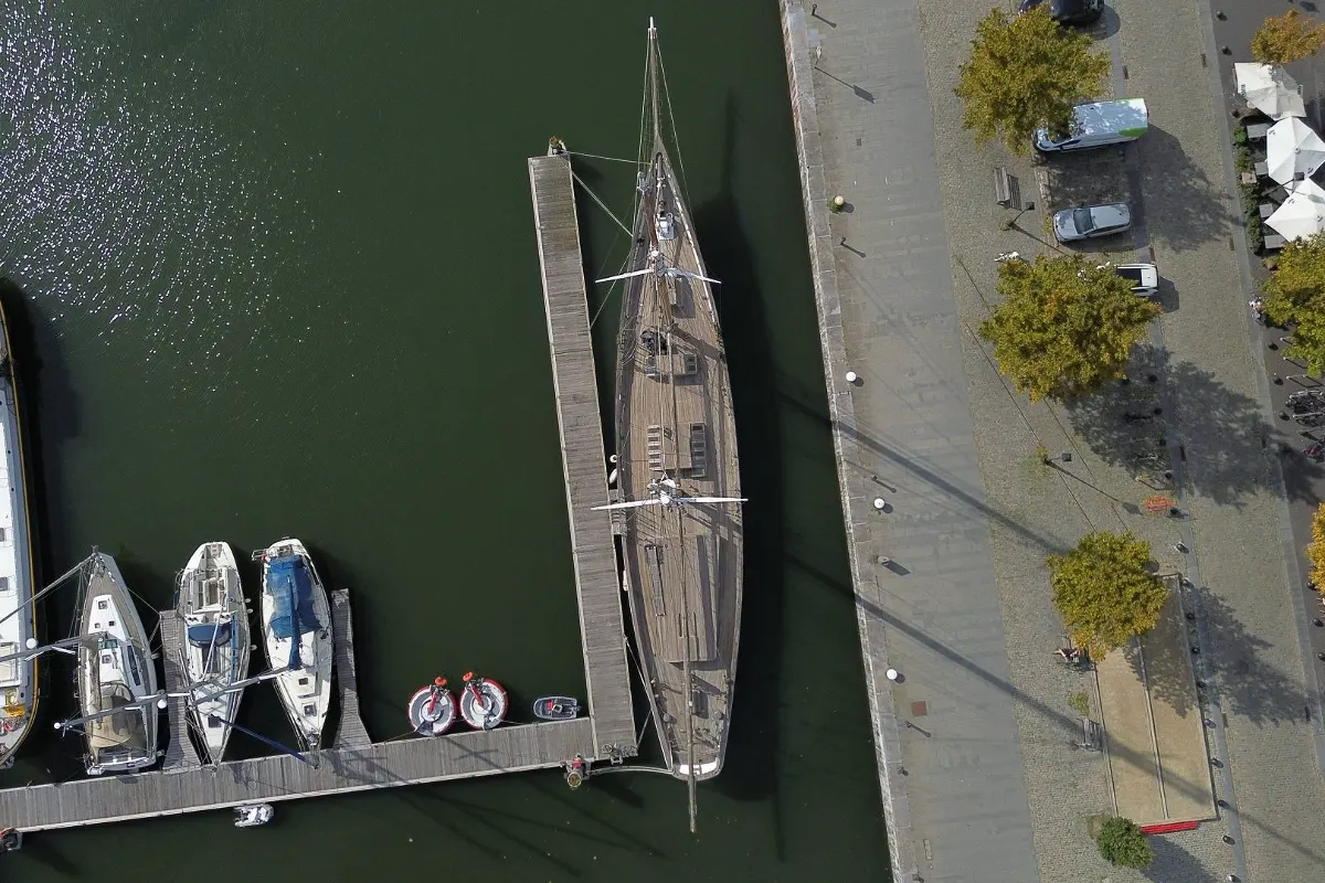 Olivier Van Meer 143 ''ZACA A TE MOANA'' 28