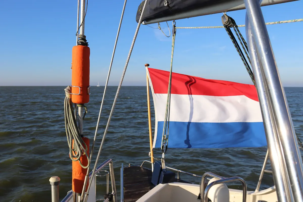 Colin Archer Bronsveen 1500 Deck Saloon 31
