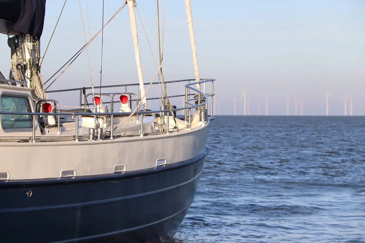Colin Archer Bronsveen 1500 Deck Saloon 40