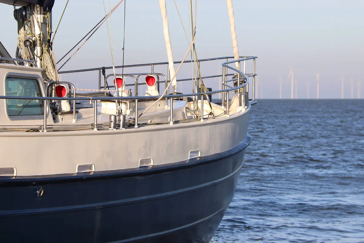 Colin Archer Bronsveen 1500 Deck Saloon 32