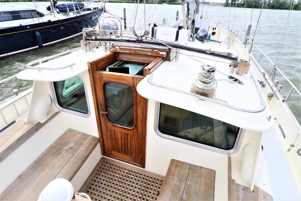 Colin Archer Bronsveen 1500 Deck Saloon 14