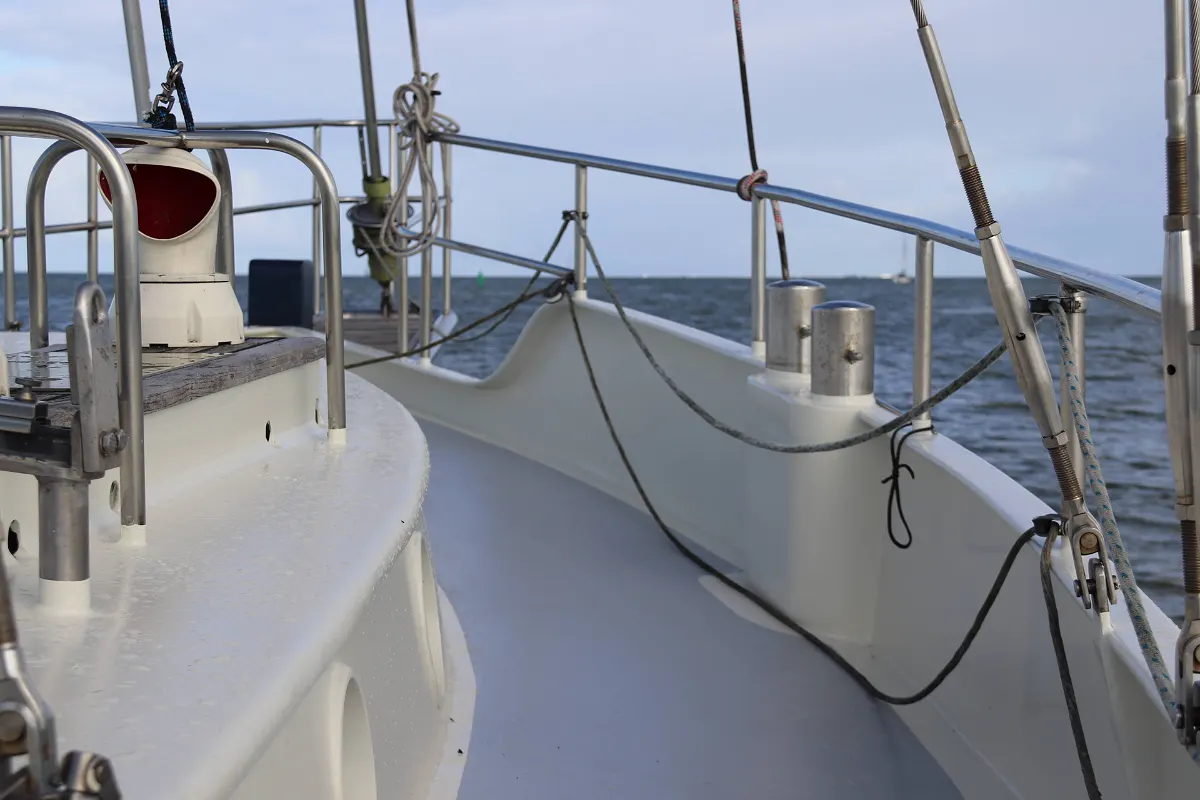 Colin Archer Bronsveen 1500 Deck Saloon 9