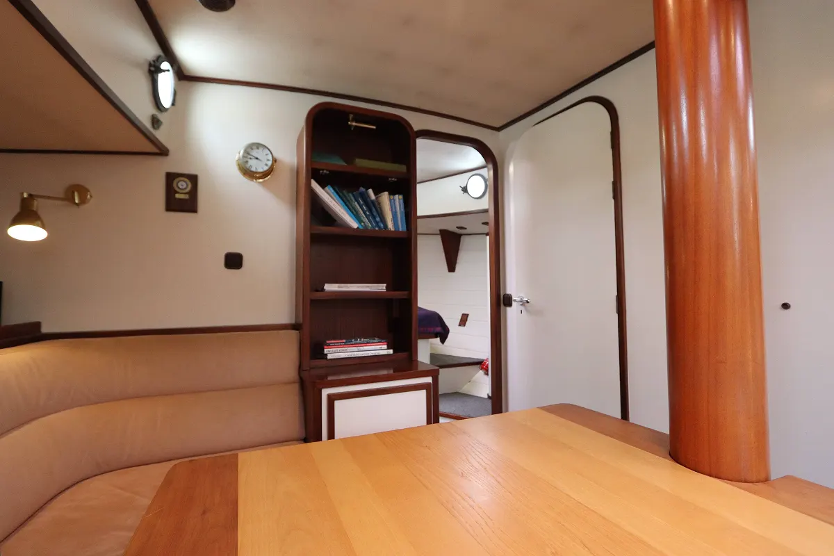 Colin Archer Bronsveen 1500 Deck Saloon 62