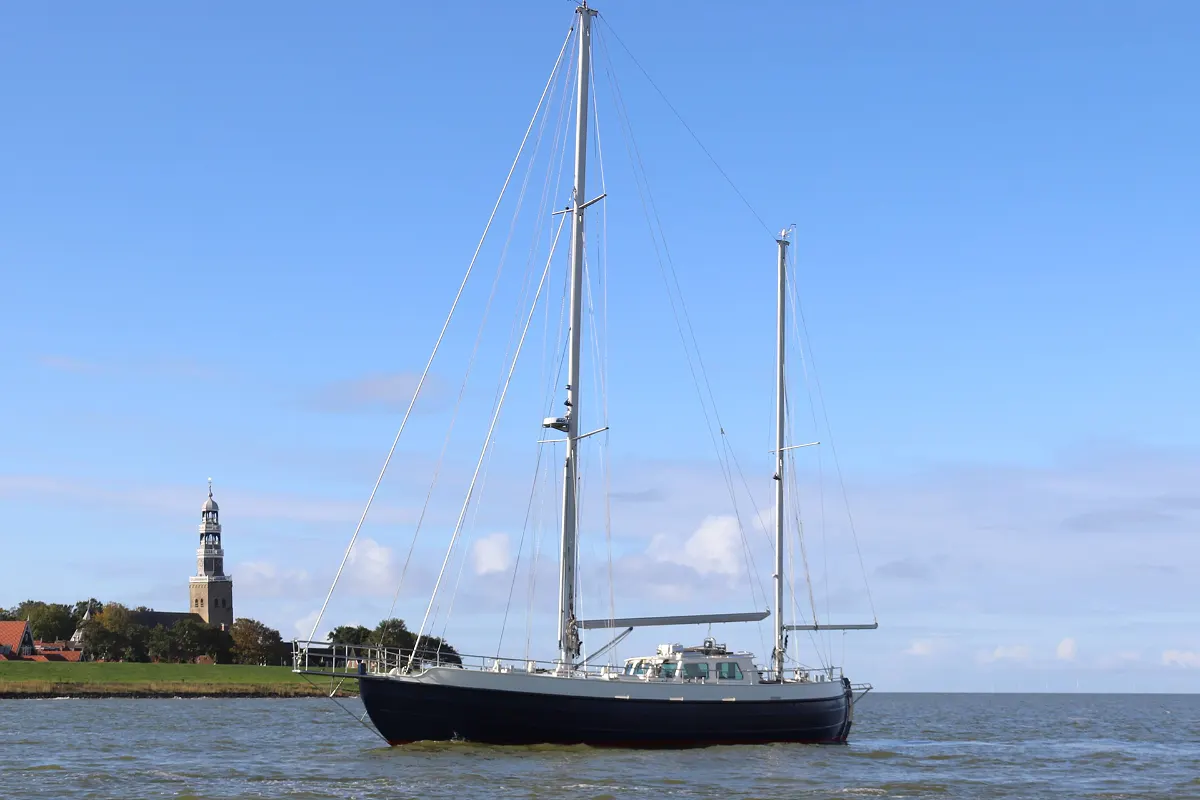 Colin Archer Bronsveen 1500 Deck Saloon 41