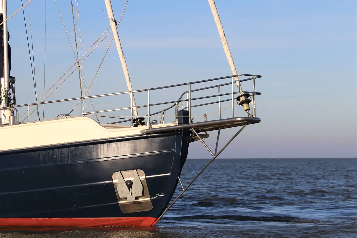 Colin Archer Bronsveen 1500 Deck Saloon 18