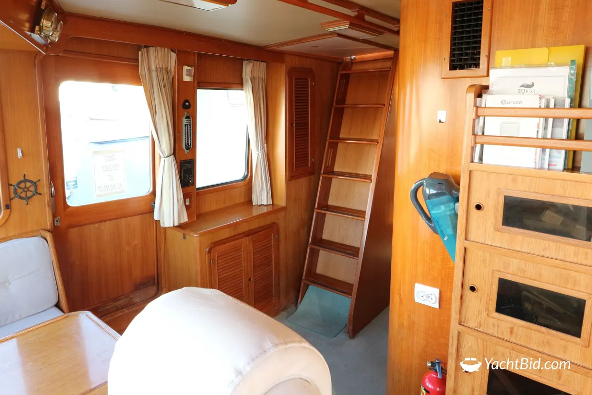 Trader 72 Tide Chase 40