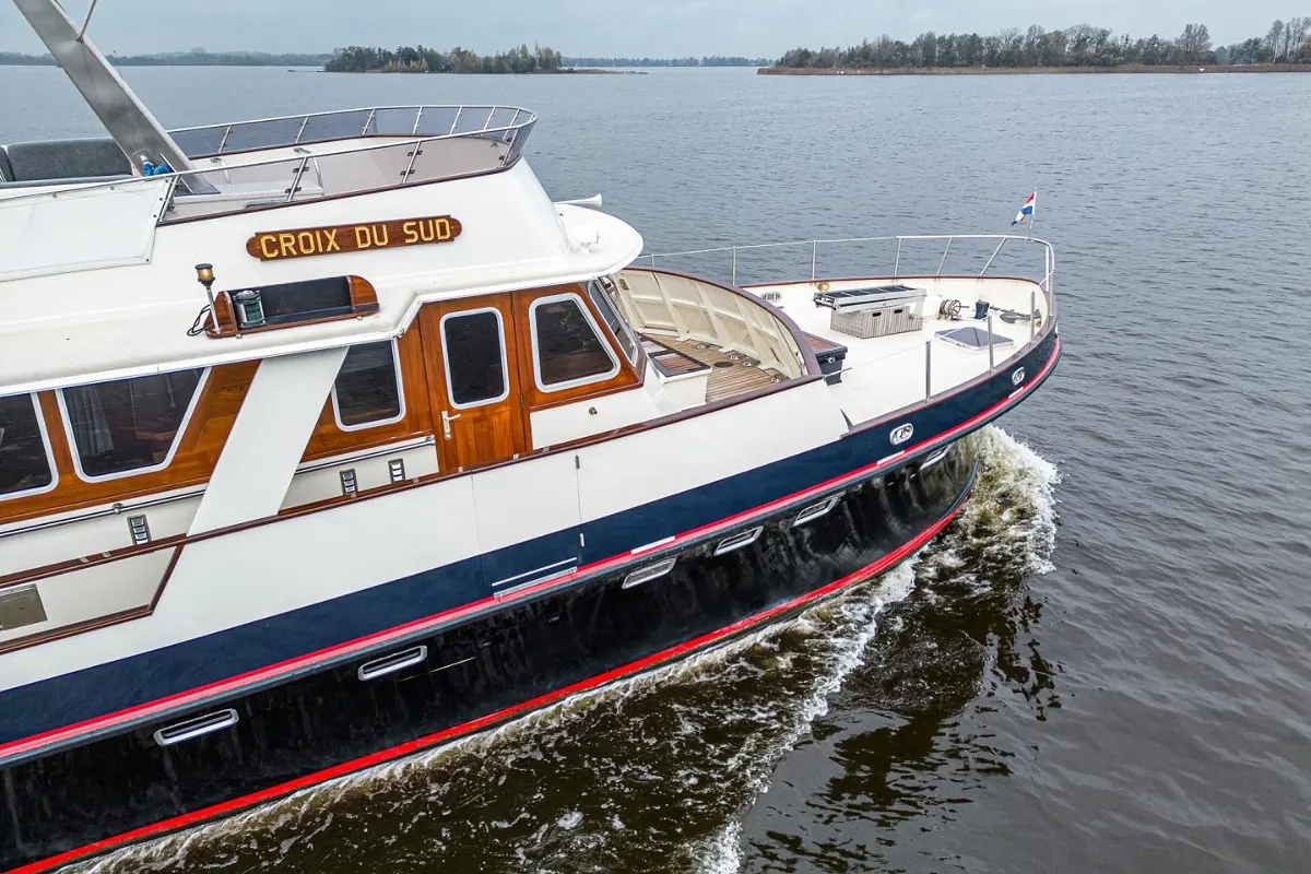 Custom Ex-MTB Motoryacht 24M 13
