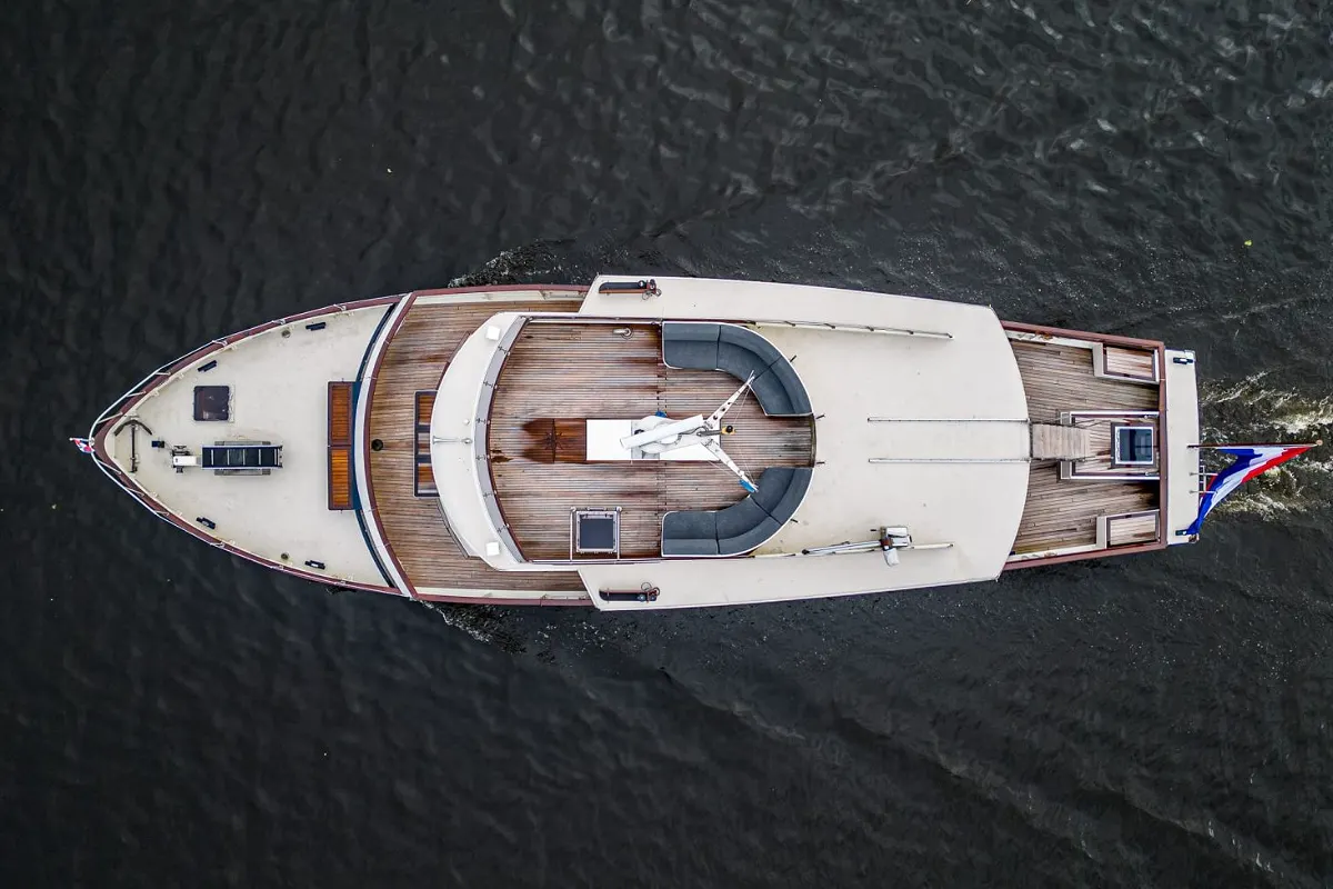 Custom Ex-MTB Motoryacht 24M 14