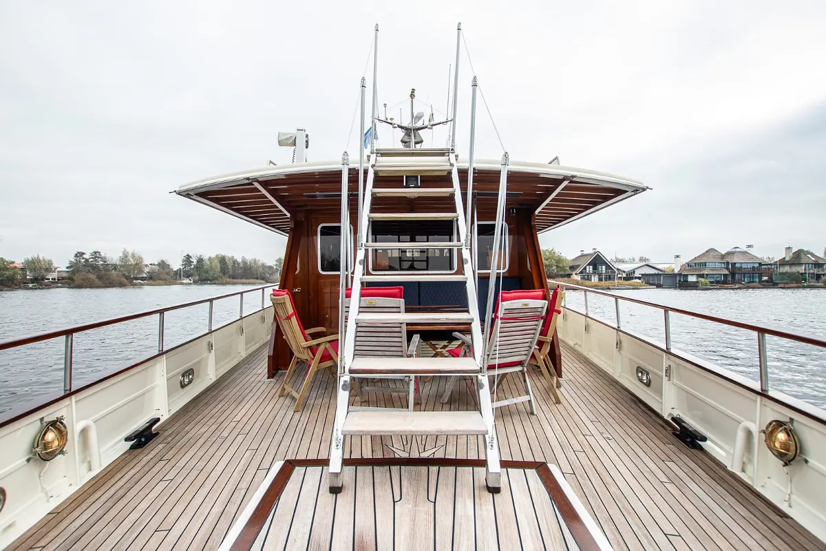 Custom Ex-MTB Motoryacht 24M 18