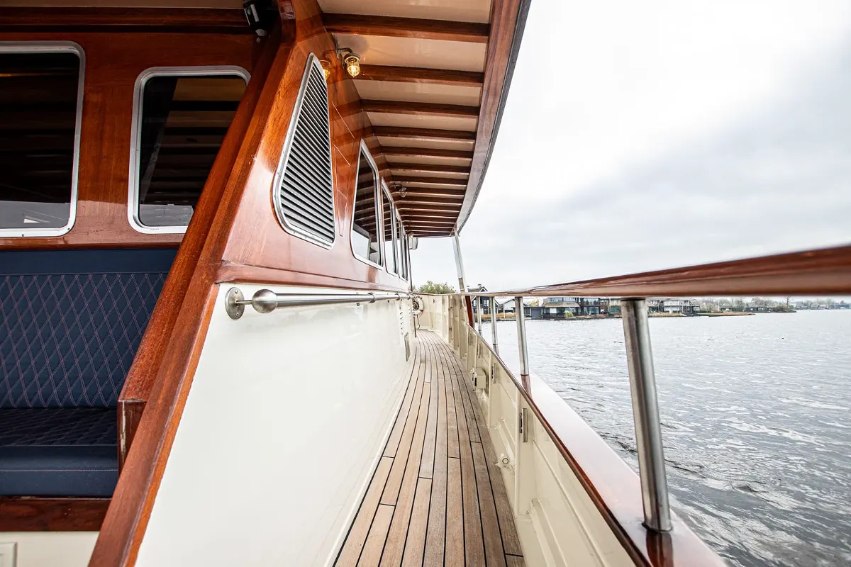 Custom Ex-MTB Motoryacht 24M 23